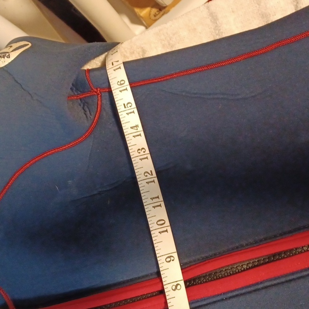 Parkway Design Blue & Red Wet Suit  M - Picture 6 of 9